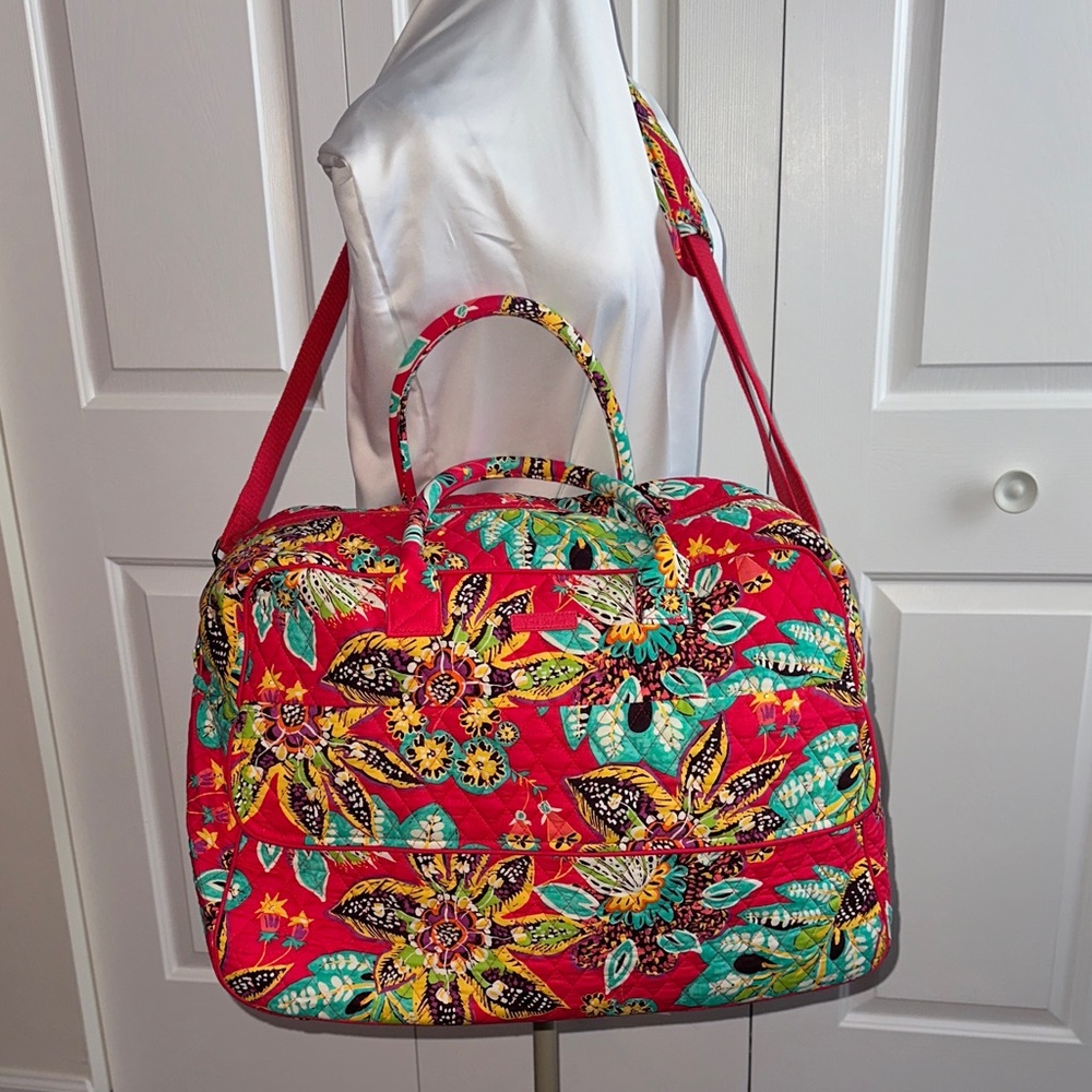 Vera Bradley Multicolor Floral Travel Bag